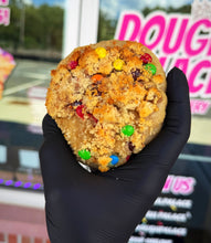 Load image into Gallery viewer, M&M Crumb Cake GlAm Cookie