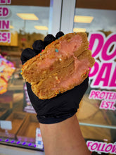 Load image into Gallery viewer, Strawberry Crunch Glam Cookie