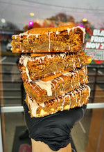 Load image into Gallery viewer, Biscoff Blondie Bar
