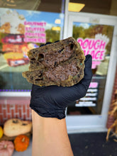Load image into Gallery viewer, Dirty Oreo Swirl Glam Cookie
