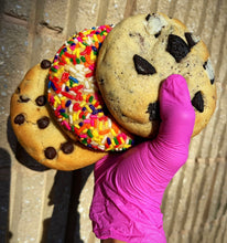 Load image into Gallery viewer, Pro-Pack Glam Cookies (6 or 12)