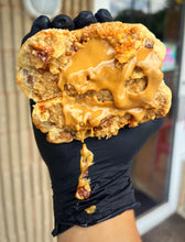 Load image into Gallery viewer, Cookie Butter Crack Glam Cookie