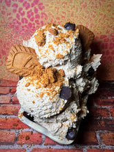 Load image into Gallery viewer, Cookie Butter Crack Pro-Dough
