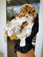 Load image into Gallery viewer, Hot Cocoa n’ Creme Glam Cookie