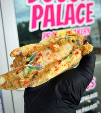 Load image into Gallery viewer, Oatmeal Funfetti Glam Cookie