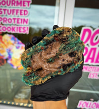 Load image into Gallery viewer, Cookie Monster Swirl Glam Cookie