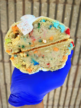 Load image into Gallery viewer, Muddy Buddy Funfetti Glam Cookie