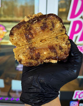 Load image into Gallery viewer, Peanut Butter Grahamy Glam Cookie