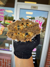 Load image into Gallery viewer, Simply Blueberry Crumb Cake Glam Cookie