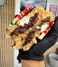 Load image into Gallery viewer, Frosty’s Fudge Glam Cookie