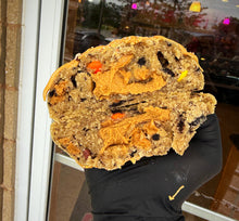 Load image into Gallery viewer, Reese Oreo Xtreme Glam Cookie