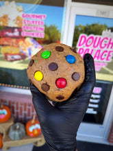 Load image into Gallery viewer, Hogwarts Crack Glam Cookie