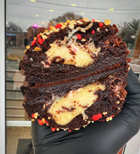 Load image into Gallery viewer, Peppermint Cocoa Glam Cookie