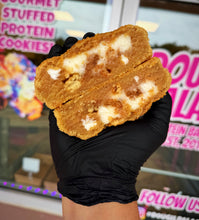 Load image into Gallery viewer, Simply Cheesecake Glam Cookie