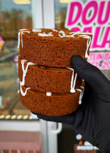 Load image into Gallery viewer, Gingerbread Blondie