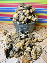 Load image into Gallery viewer, Cookies n’ Cream Creamy Crumbles (Vegan Friendly)