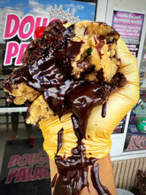 Load image into Gallery viewer, Keeby Glam Cookie