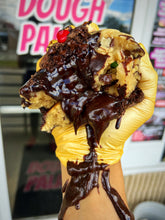 Load image into Gallery viewer, Keeby Glam Cookie