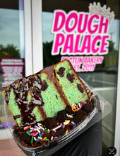 Load image into Gallery viewer, Cake Slices