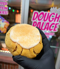 Load image into Gallery viewer, Cinnamon Spice n’ Everything Nice Glam Cookie