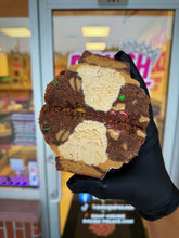 Load image into Gallery viewer, M&M Reese Cup Glam Cookie