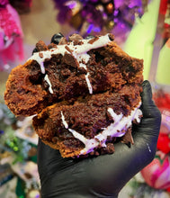 Load image into Gallery viewer, Love Handles Glam Cookie