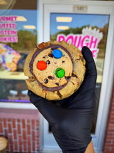 Load image into Gallery viewer, M&M Chippy Glam Cookie