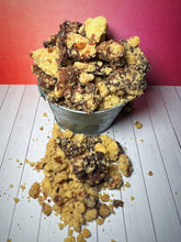 Load image into Gallery viewer, Chippy Creamy Crumbles