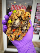 Load image into Gallery viewer, Dee Nice Glam Cookie