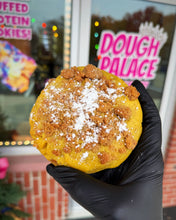 Load image into Gallery viewer, Cornbread Crumb Cake