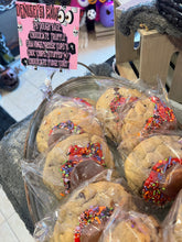 Load image into Gallery viewer, Denise’s Fav Glam Cookie