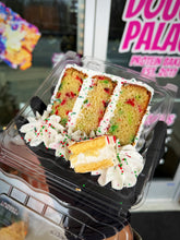 Load image into Gallery viewer, Cake Slices BF2