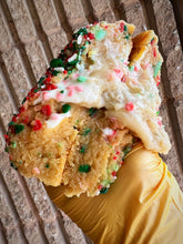 Load image into Gallery viewer, Sugar Cookie Kiss Glam Cookie