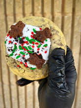 Load image into Gallery viewer, Oreo-Roo Glam Cookie