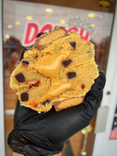Load image into Gallery viewer, Reese Brownie Gift Glam Cookie