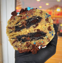Load image into Gallery viewer, Fudge Snow Blizzard Glam Cookie