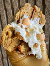 Load image into Gallery viewer, Toasty Vanilla Glam Cookie