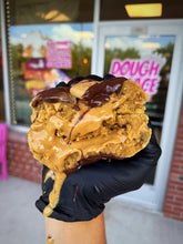 Load image into Gallery viewer, Reese Teddy Graham Glam Cookie