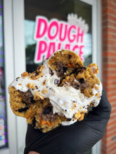 Load image into Gallery viewer, Oreonnoli Glam Cookie