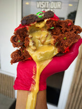 Load image into Gallery viewer, Twix Deluxe Glam Cookie🎅🏼🌴