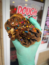 Load image into Gallery viewer, Brookie Puebla Glam Cookie
