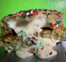 Load image into Gallery viewer, Sugar Cookie Kiss Glam Cookie