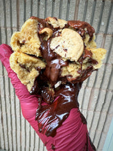 Load image into Gallery viewer, Chippy Glam Cookie