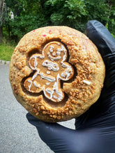 Load image into Gallery viewer, Ginger Crumb Glam Cookie🎅🏼🌴