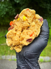 Load image into Gallery viewer, Reese Crack Glam Cookie