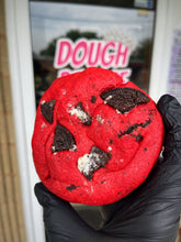 Load image into Gallery viewer, Red Velvet Oreo Glam Cookie