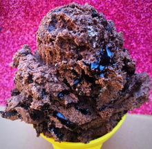 Load image into Gallery viewer, Triple Chocolate Oreo Pro-Dough