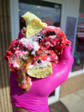 Load image into Gallery viewer, Pink Party Peepin’ Glam Cookie🐰