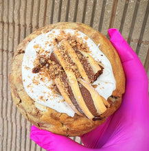 Load image into Gallery viewer, Nutella Swirl Glam Cookie🐰