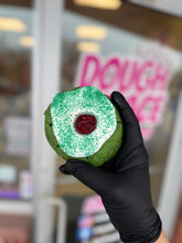 Load image into Gallery viewer, Shamrock Shake Glam Cookie
